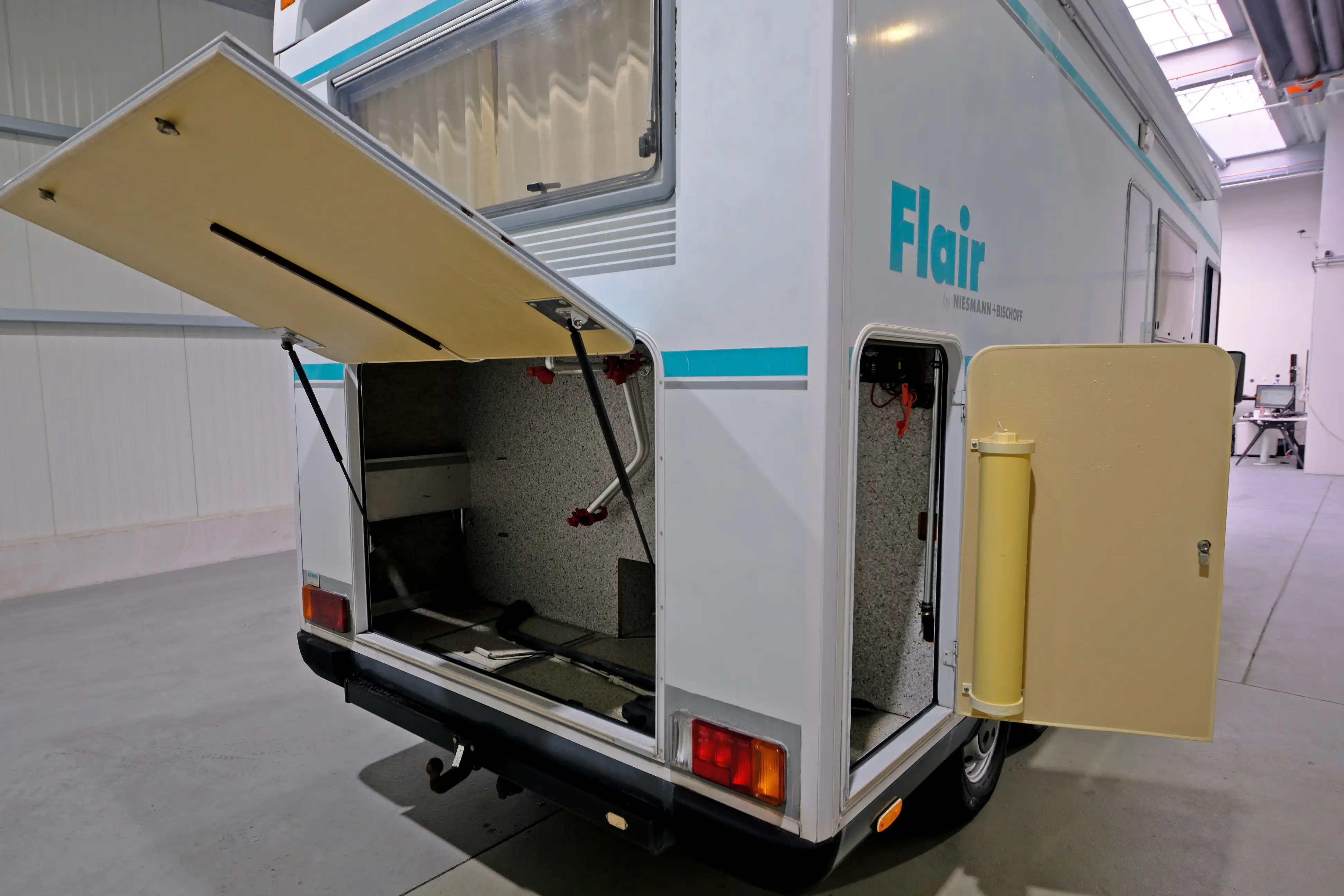 NIESMANN + BISCHOFF Flair I 7300